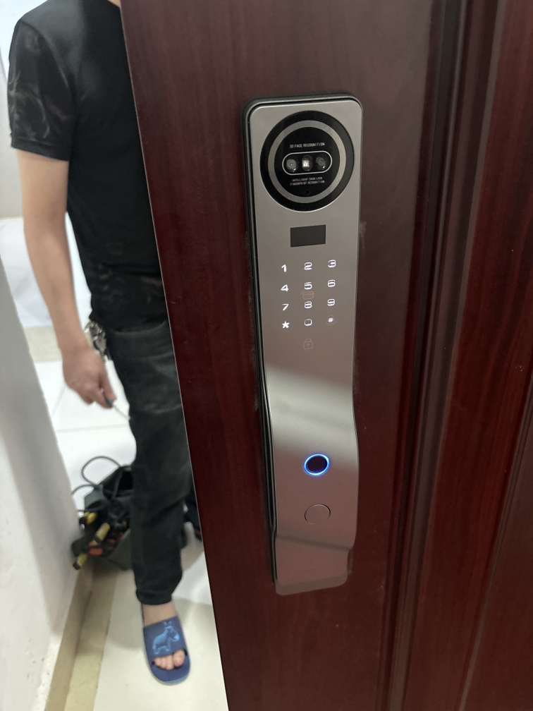 Inteligentny zamek do drzwi z  – Door Lock Smart Keypad recenzja i cena